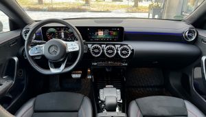 Mercedes CLA 35 AMG Innenraum und Armaturenbrett