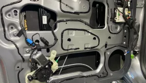 Mercedes G Klasse W453 Türverkleidung vorn mit Dämmung