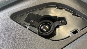 Hyundai I30 Schrägheck Gladen Hochtöner Beifahrerseite