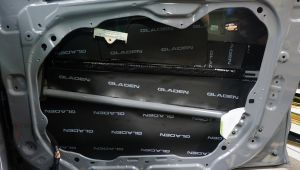 Hyundai I30 Fastback mit Premium Türdämmung Beifahrerseite